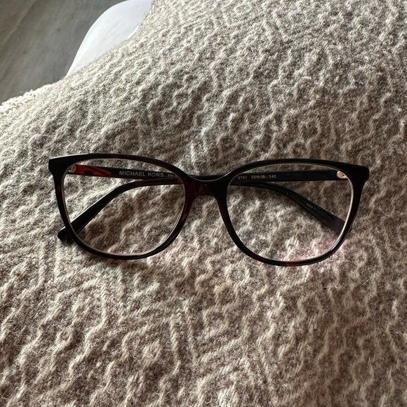 Michael Kors prescription glasses - Picture 1 of 3
